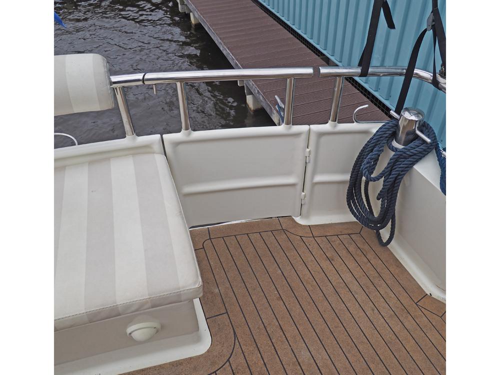  Deck equipment